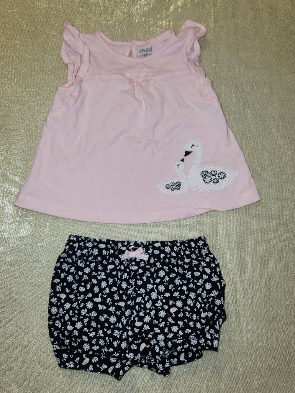 Child of Mine Carter's Swan Top & Floral Shorts Outfit Set 6-9M Baby Girl